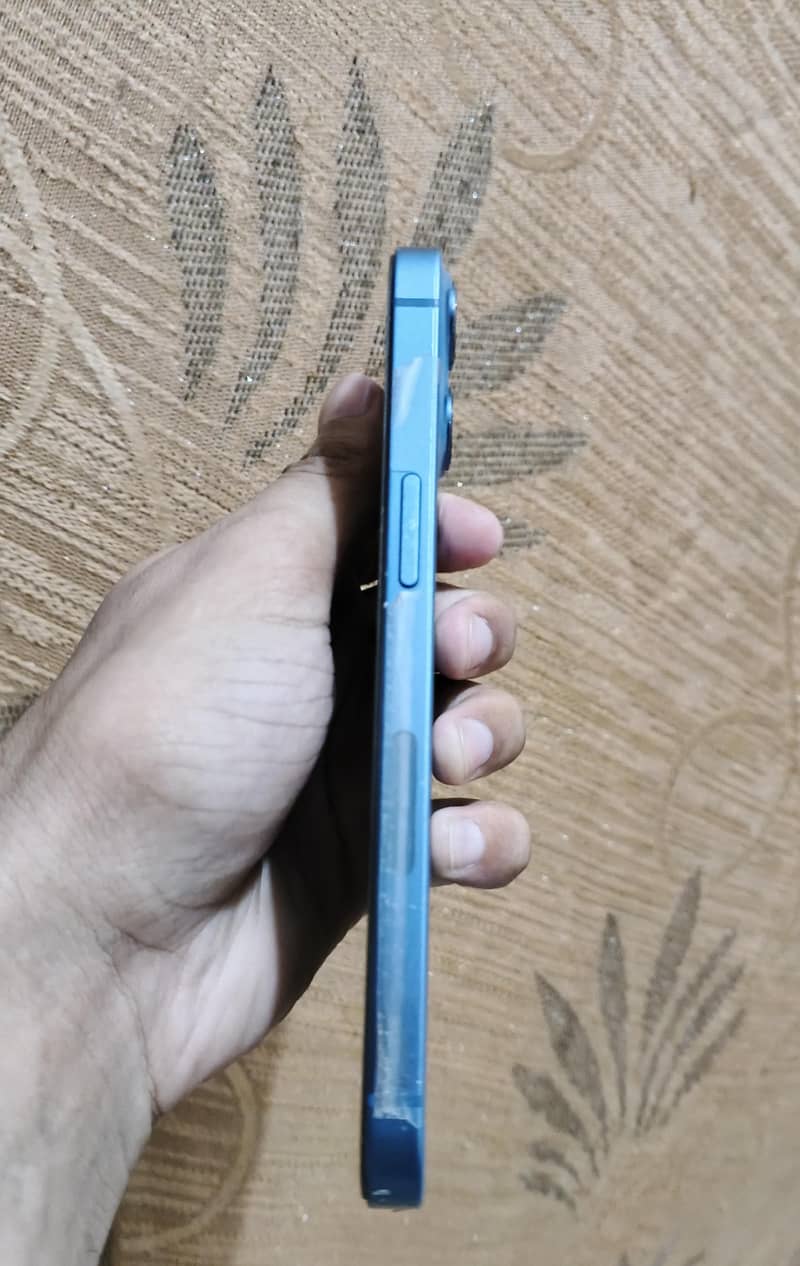iphone 13 4