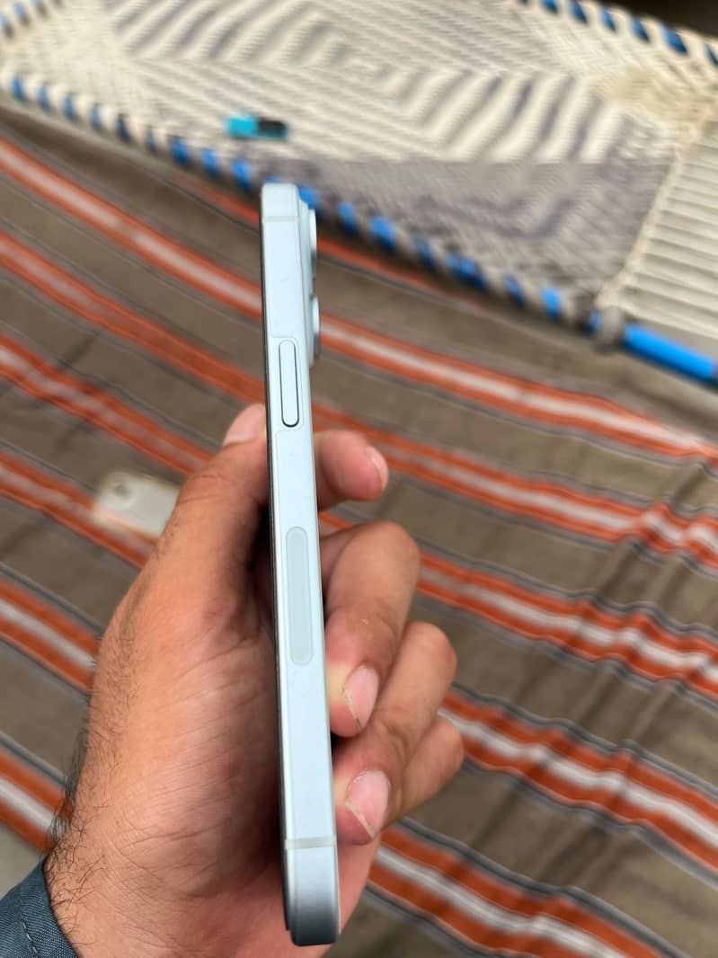 Apple iPhone 15 jv 7