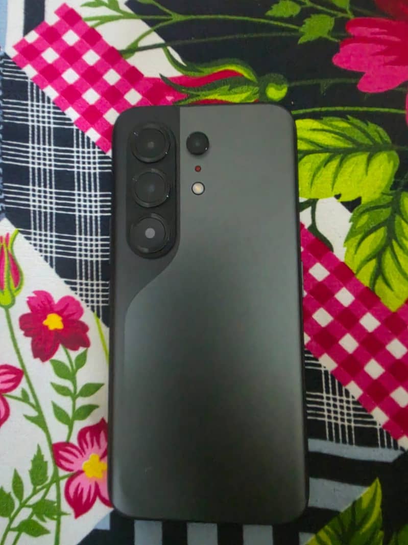 Tecno Camon 50 pro 0