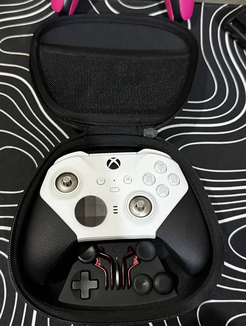XBOX Elite series 2 controller. 3