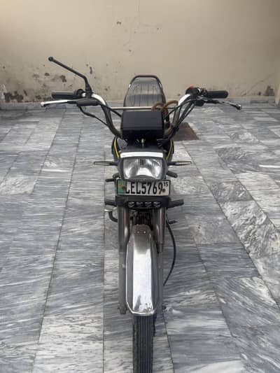Honda CD-70 black