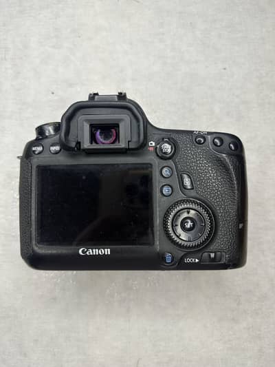 6D full frame camera body charger battery