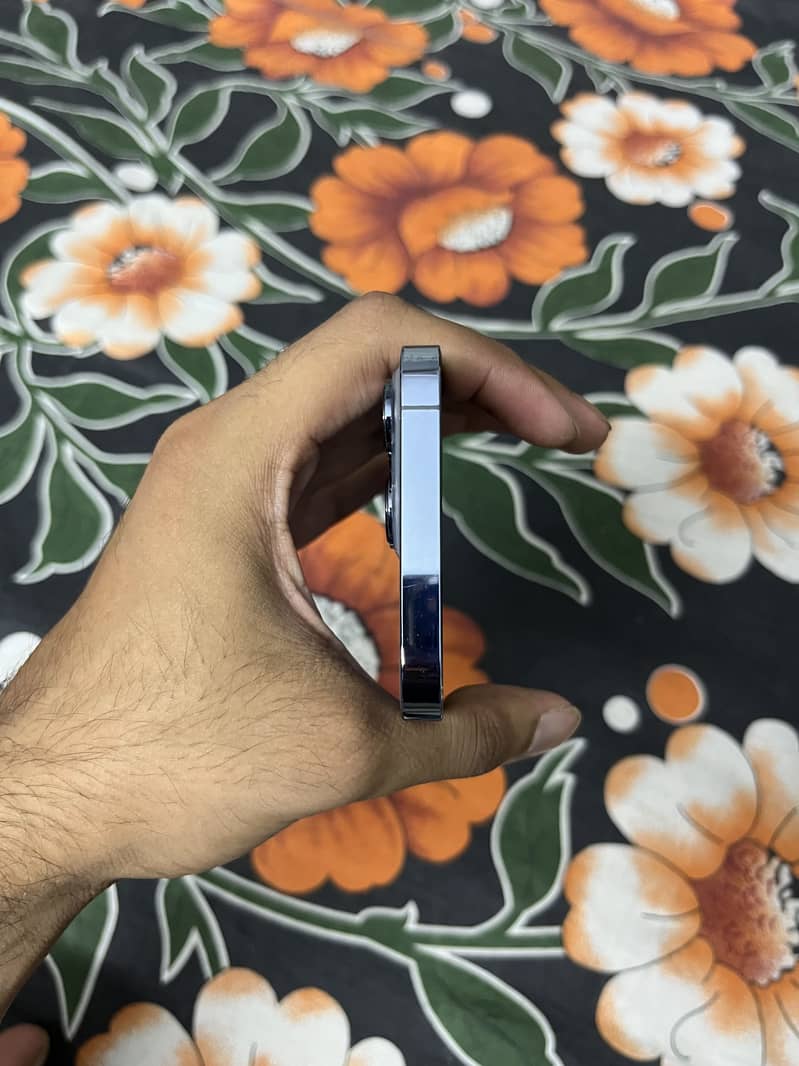 Apple iPhone 13 Pro 5
