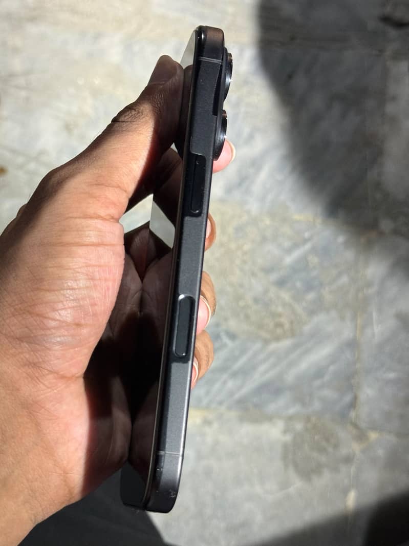 iphone 16 pro 7