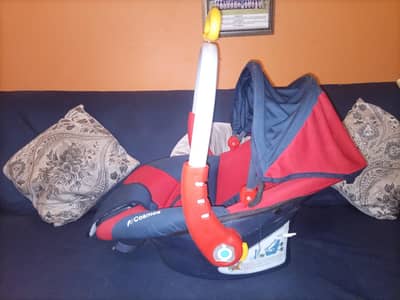 baby carry cot in new condition