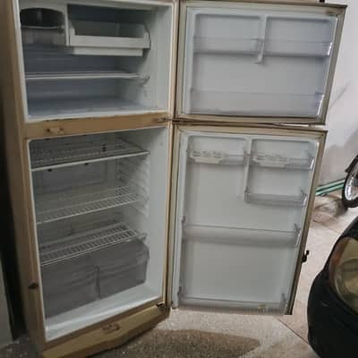 Good condition refrigerator