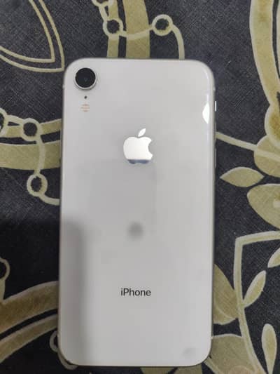 Apple iPhone XR