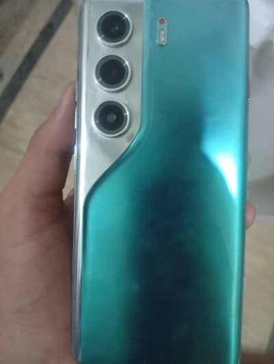 Tecno CAMON 40 Pro