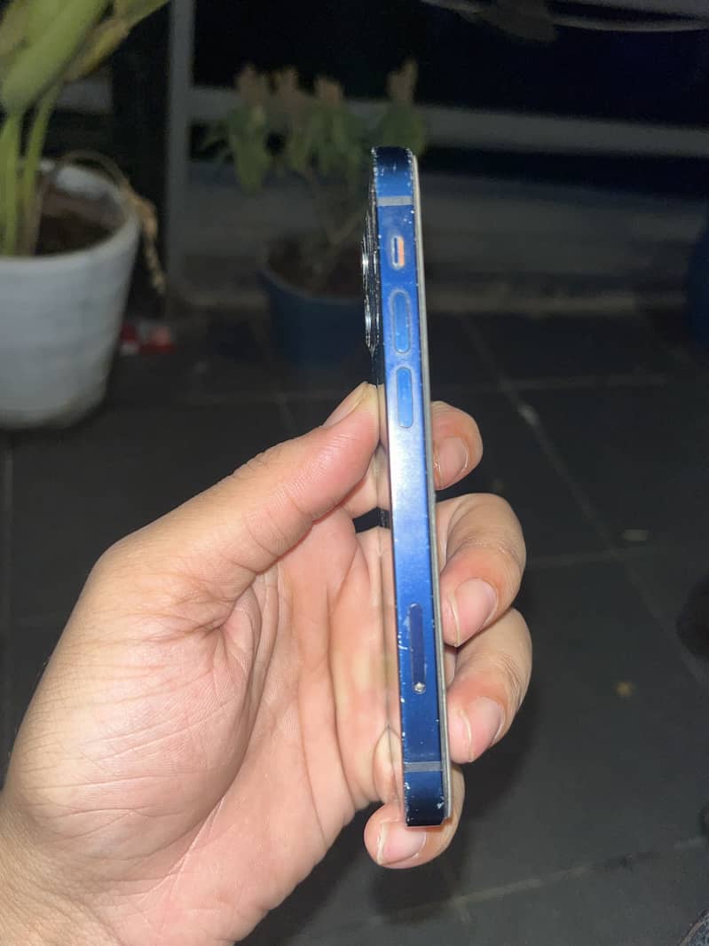 Apple iPhone 12 mini 2