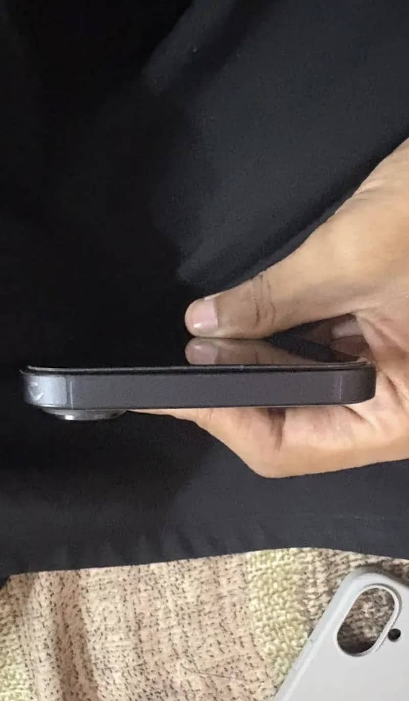 Iphone 16 plus 1