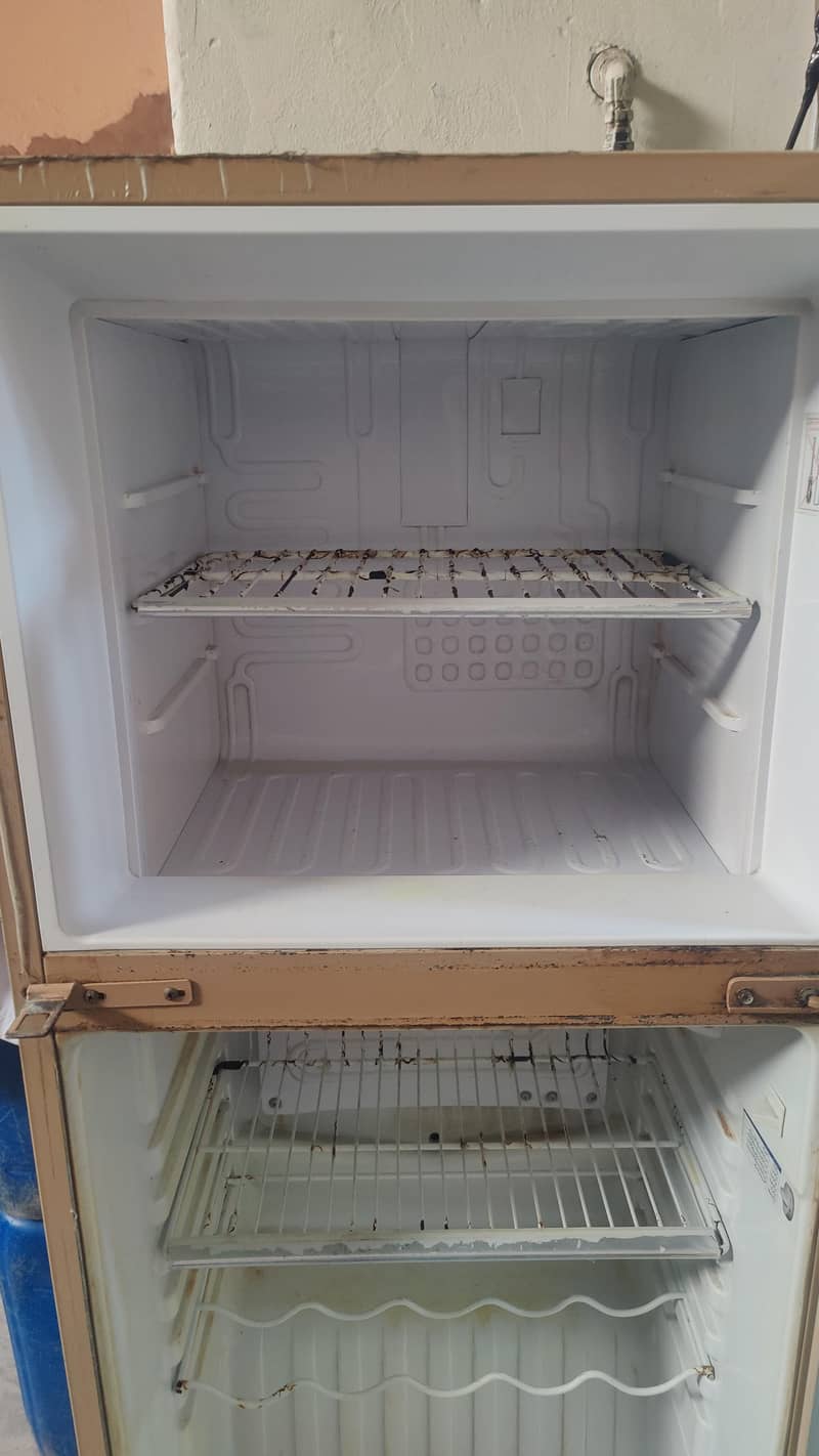 refrigerator 6