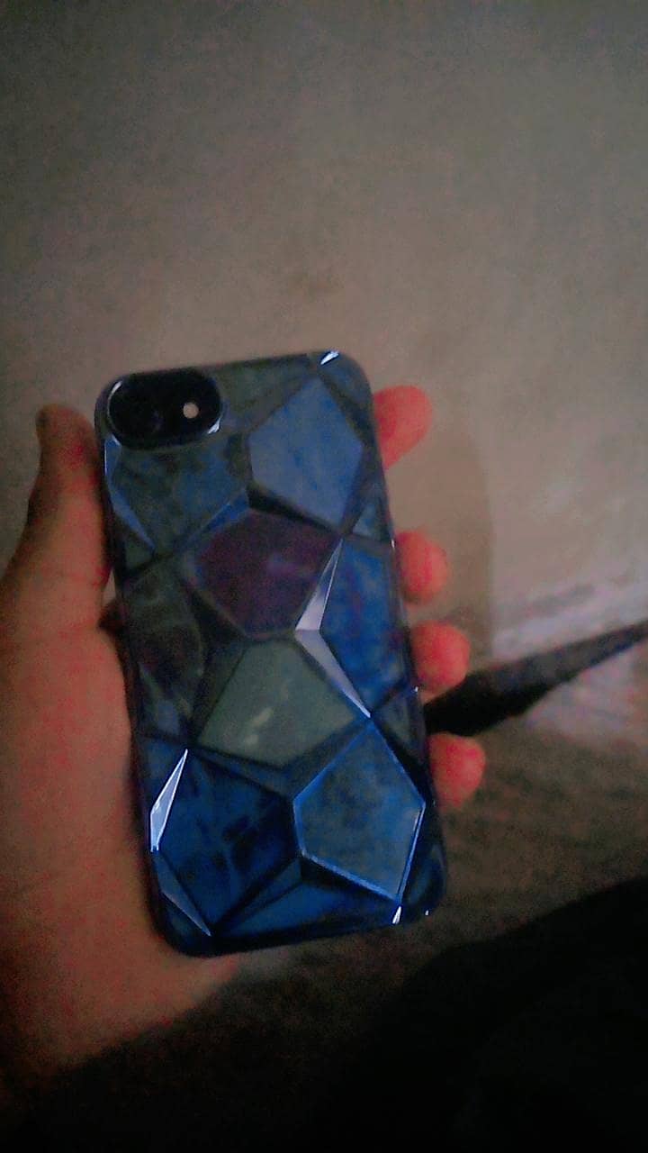 Apple iPhone 7 1