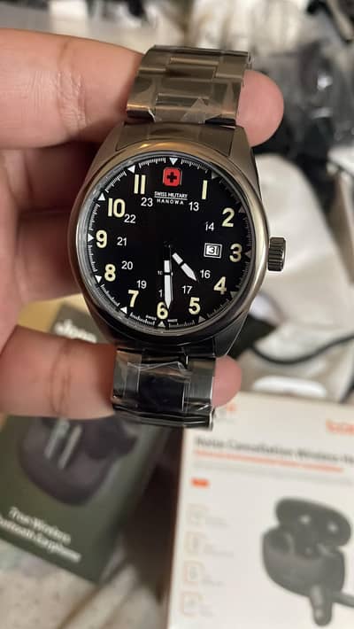 Swiss military Hanowa