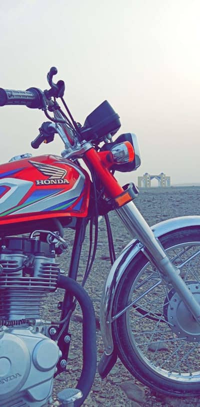 HONDA CG125 RED 2026