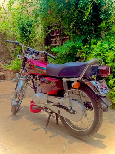 HONDA CG125 RED 2026
