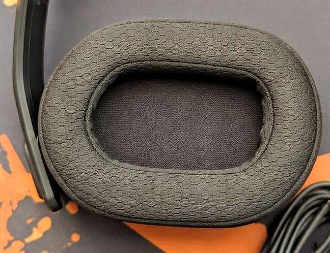 Logitech G335 3