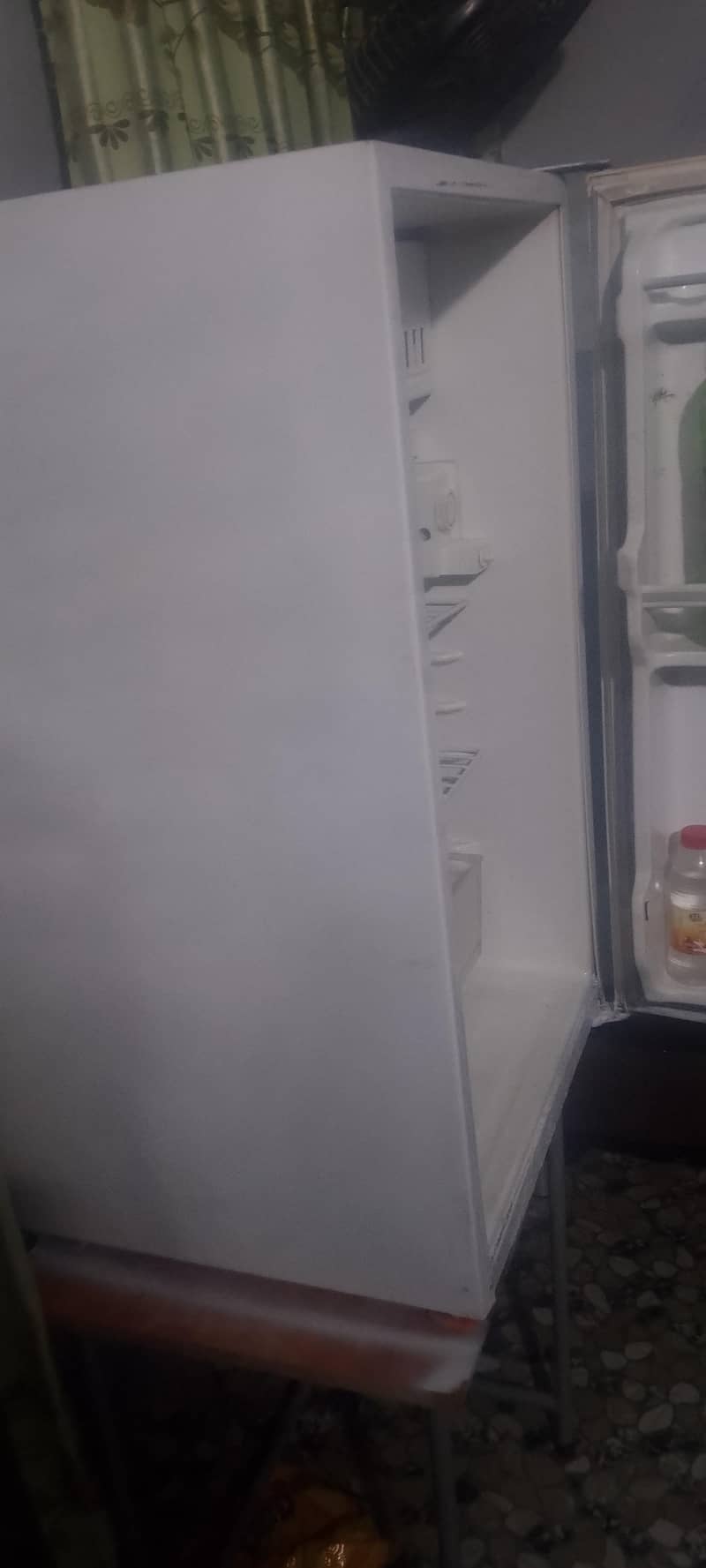 mini fridge 4