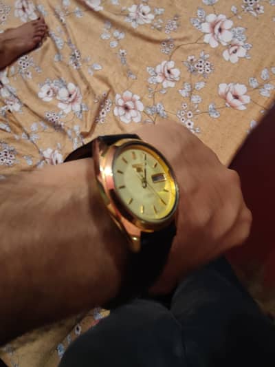 Seiko 5 Automatic Watch – 21 Jewels – Gold