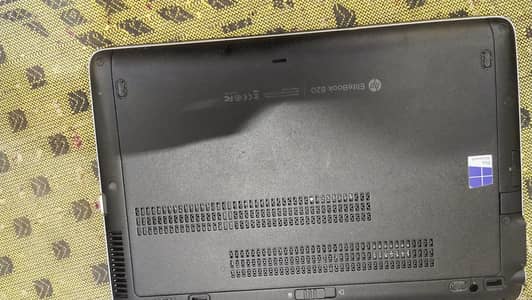 HP touch laptop I5 four Generation 500 GB hard 8gb DDR ram