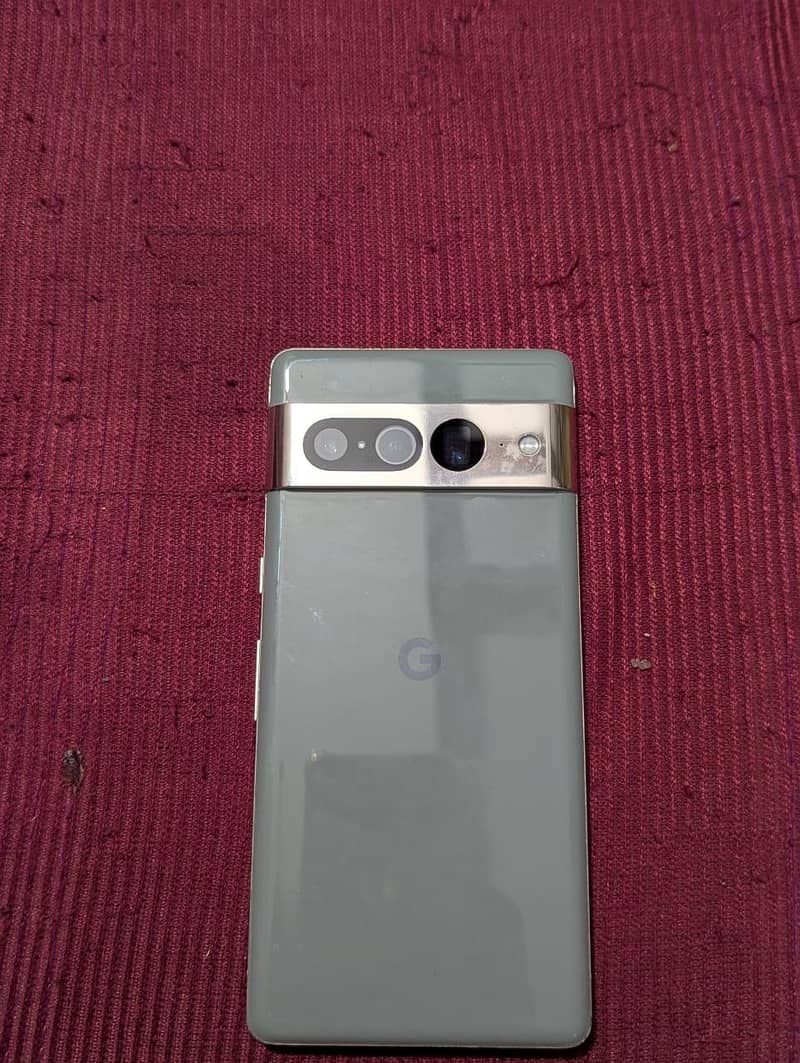 Google Pixel 7 Pro 6
