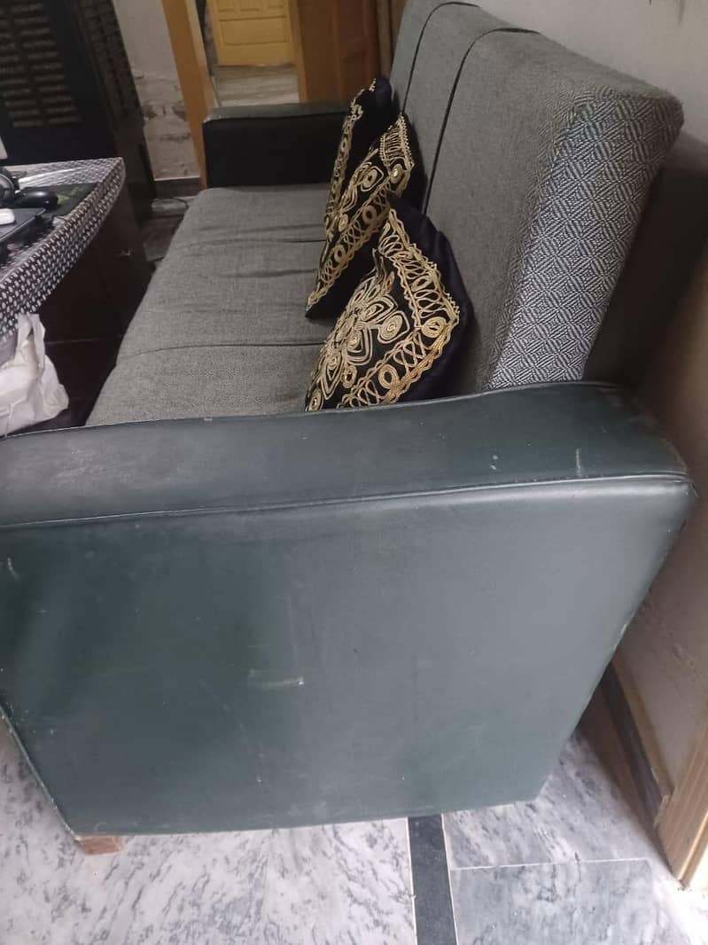 2+3 seater sofa 3