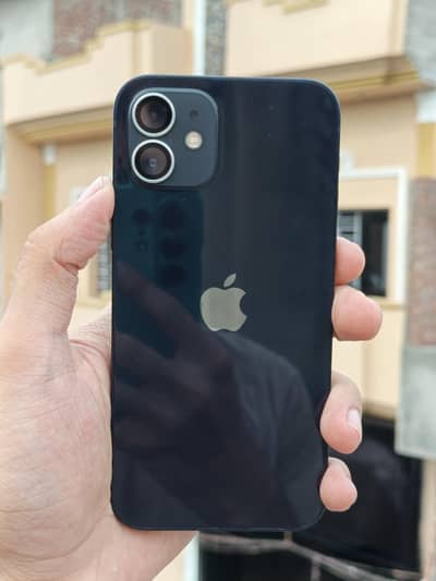 Apple iPhone 12