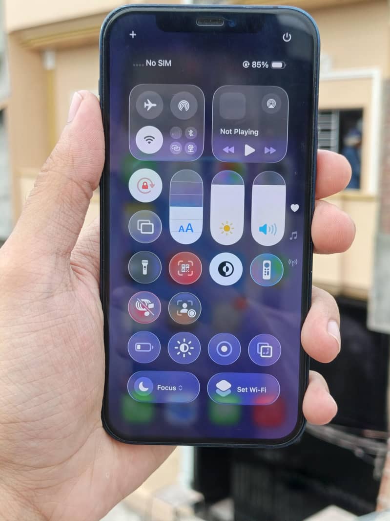 Apple iPhone 12 1