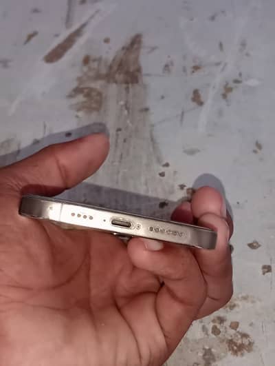 A good condition iPhone 13 pro max