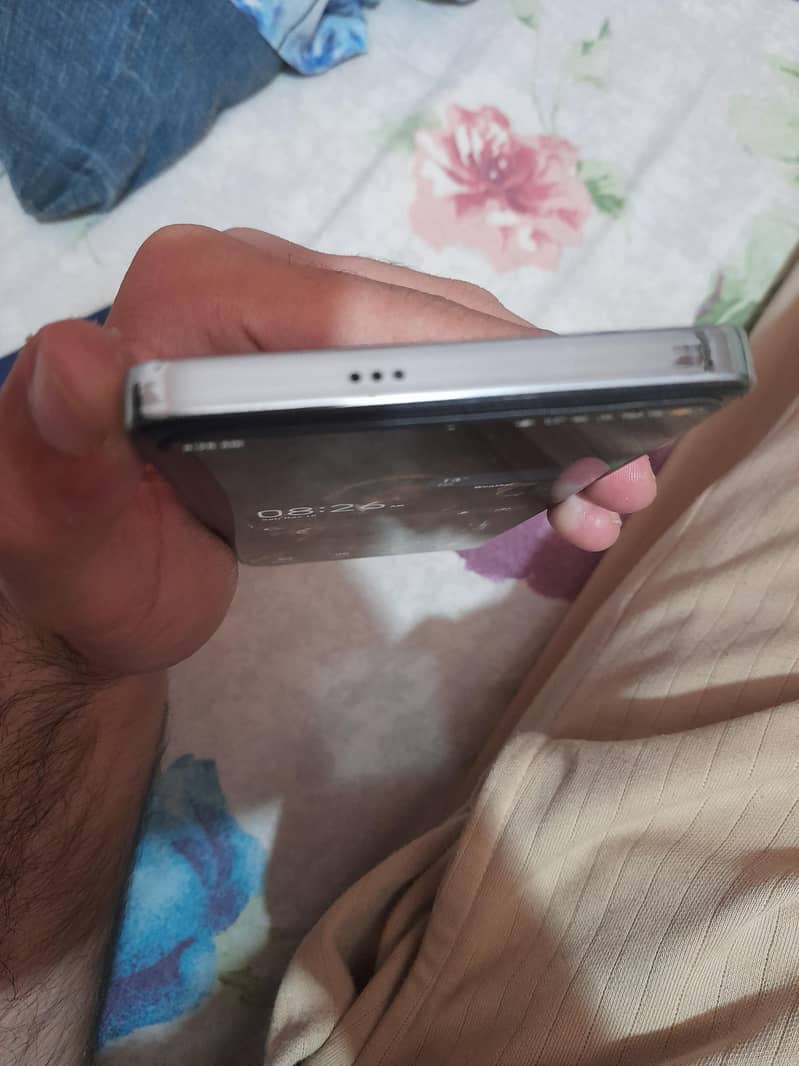 Tecno CAMON 20 4