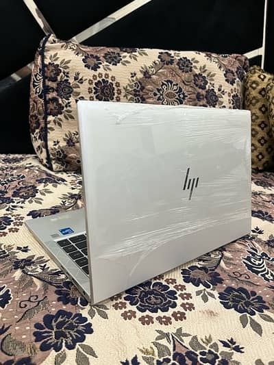 Hp Elitebook 840 g8 core i5 11th generation 10/10