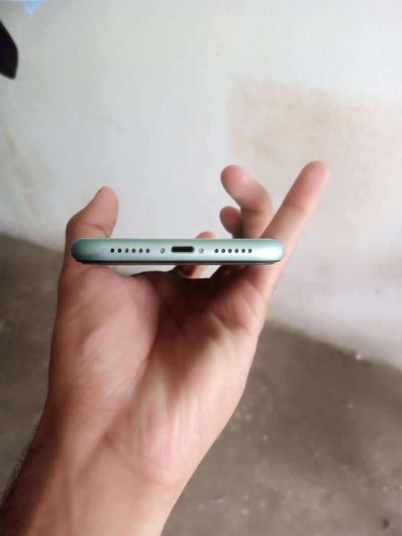 Apple iPhone 11 1