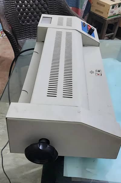 Lemination Machineĺll l ll