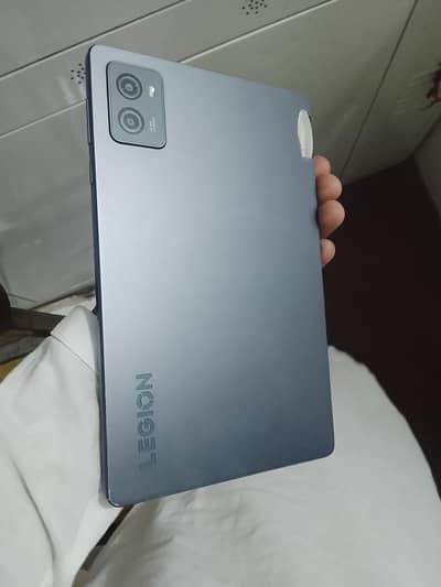 Lenevo legion y 700