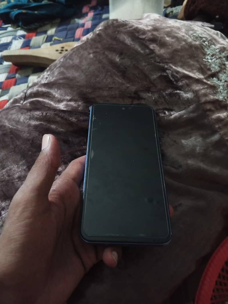 Tecno SPARK 40 4