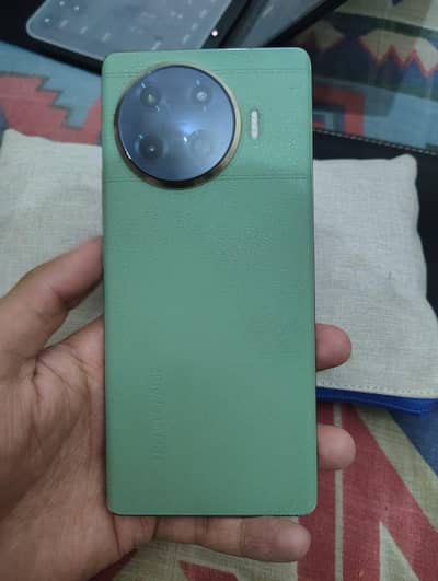 Tecno Spark 20 Pro Plus