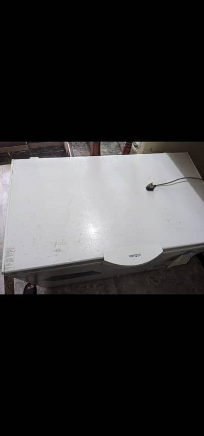 single door Dawlance freezer with wonder full condition.