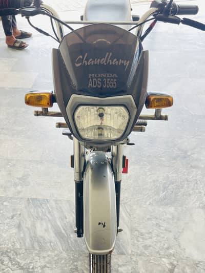 Honda Cd Dream 70 cc 2021 Silver