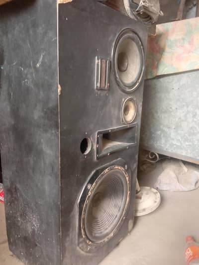speakers for sale all ok hy