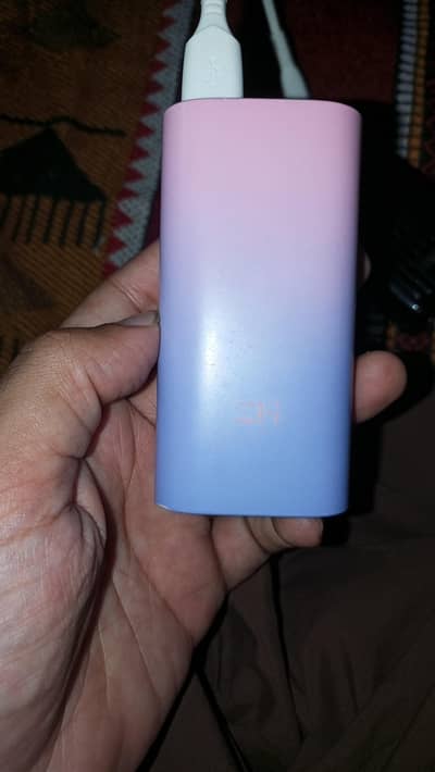 pocket size power bank 10 k mah