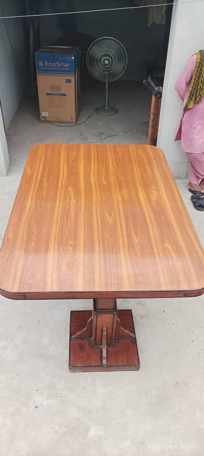 Dining table+ 6 chairs