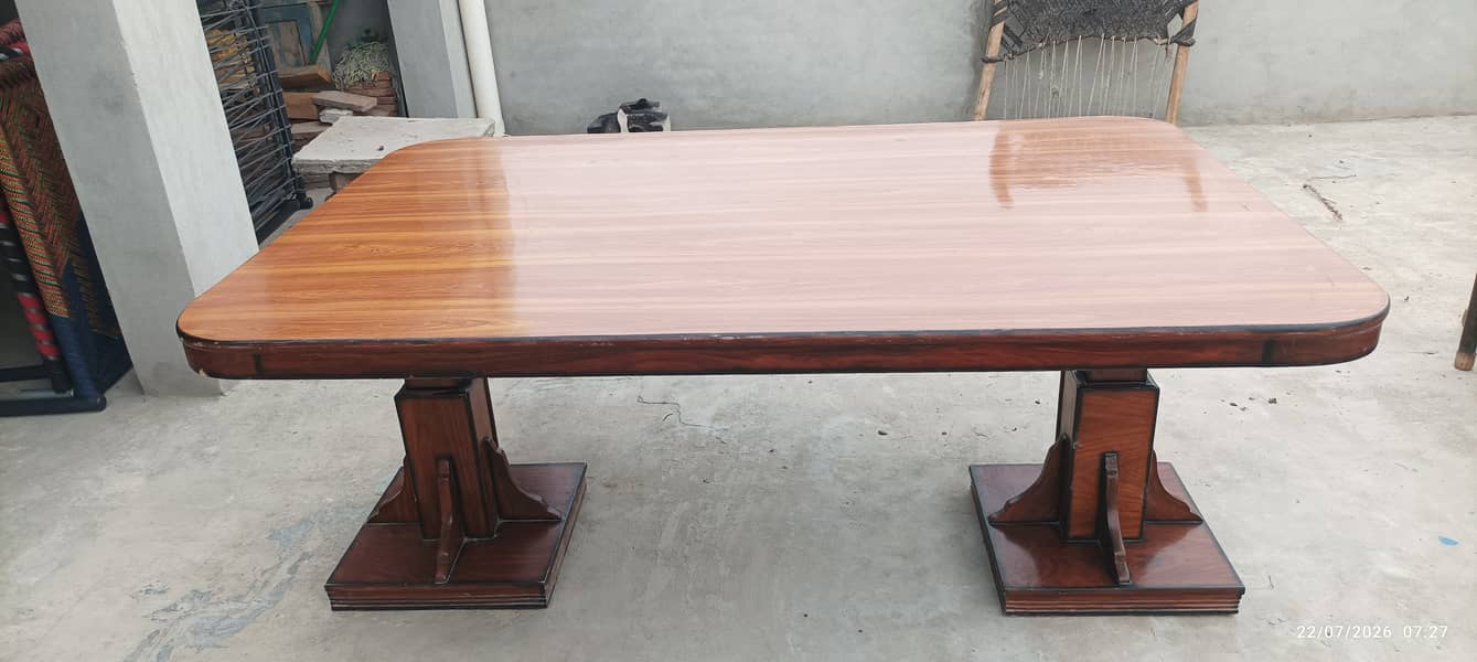 Dining table+ 6 chairs 1