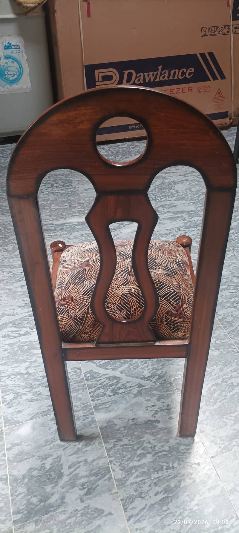 Dining table+ 6 chairs 3