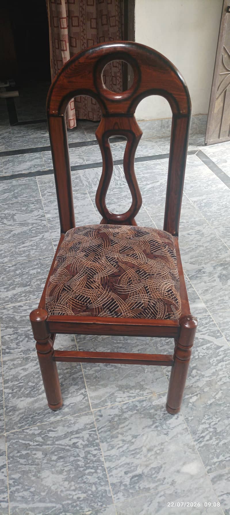Dining table+ 6 chairs 5