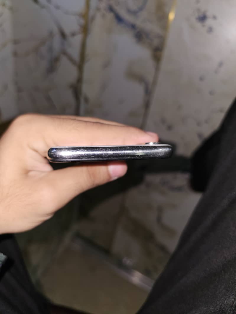 Apple iPhone X 0