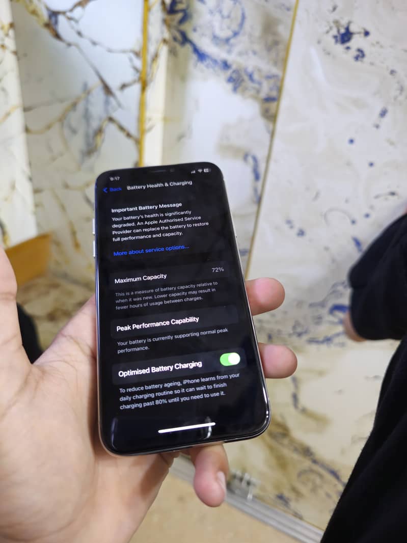 Apple iPhone X 5