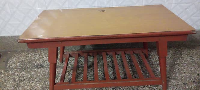 Solid Wooden Center Table / Coffee Table with Storage Shelf
