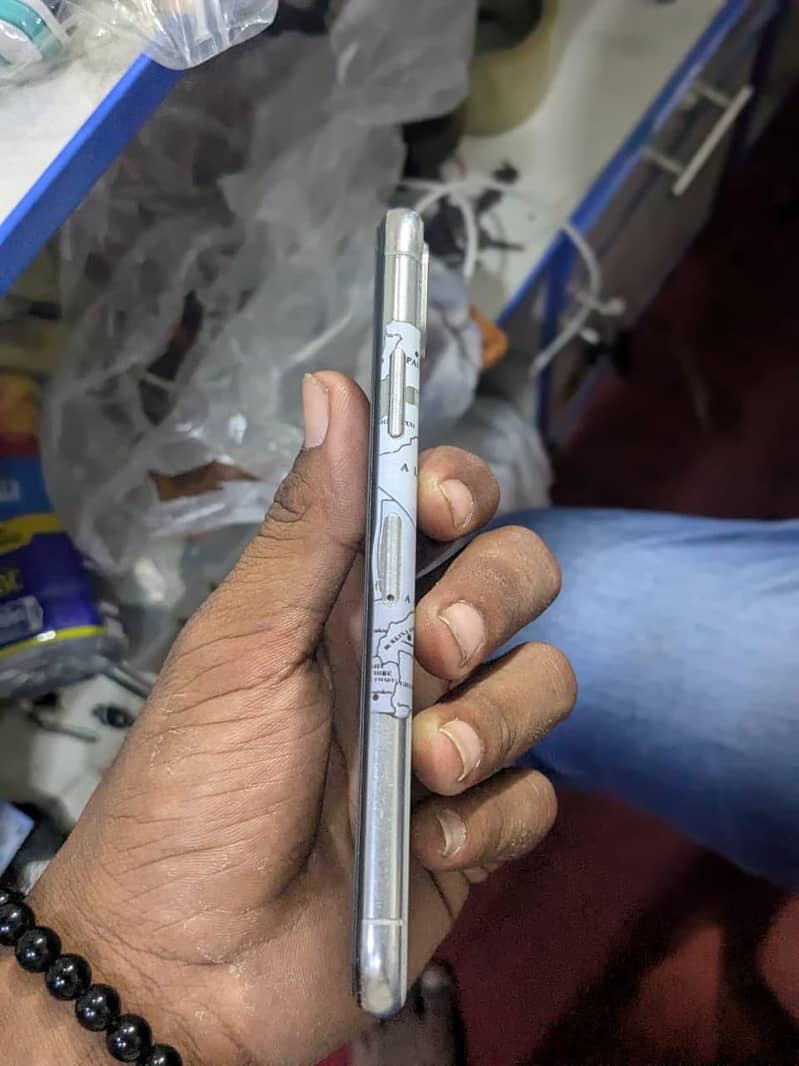 Apple iPhone X 1