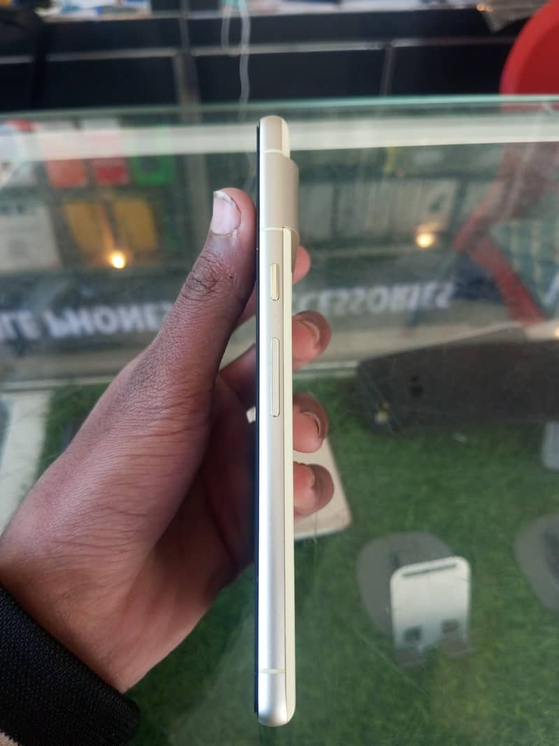 Google Pixel 7 2