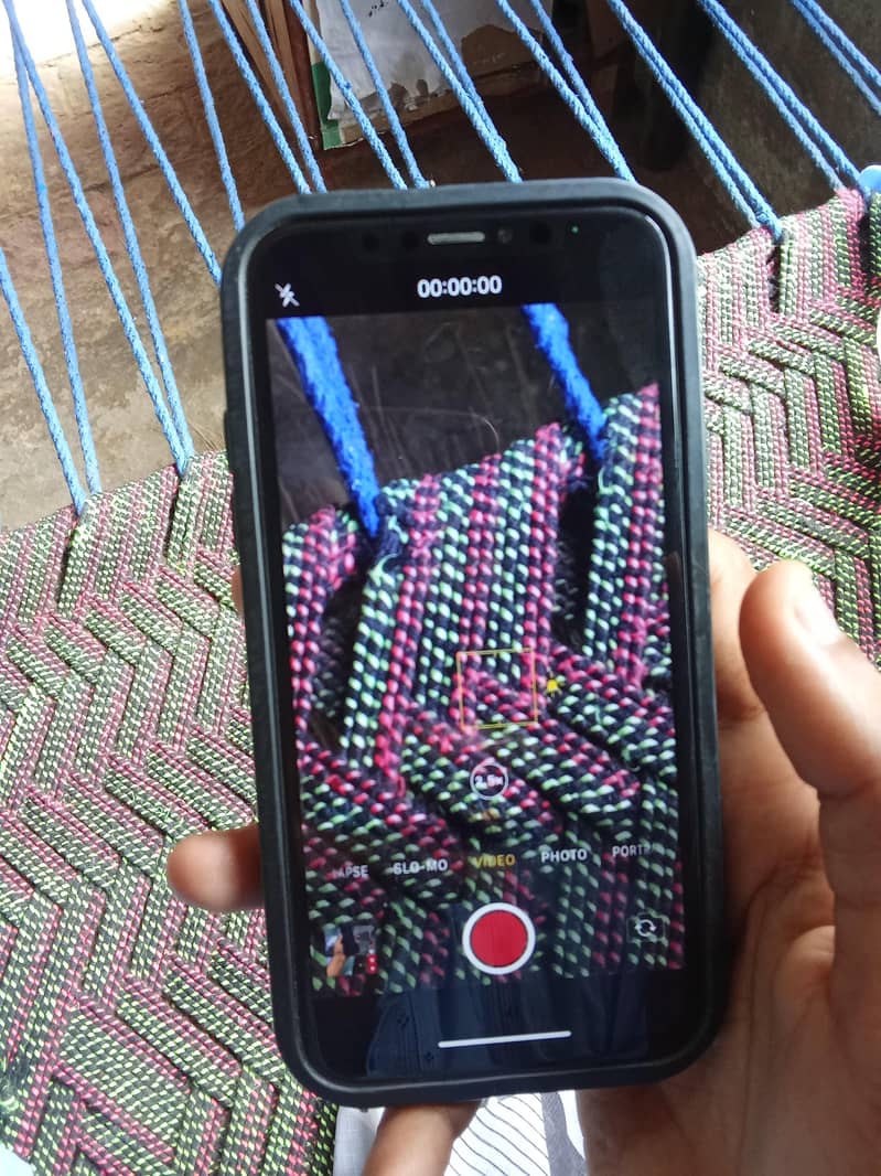 Apple iPhone X 4