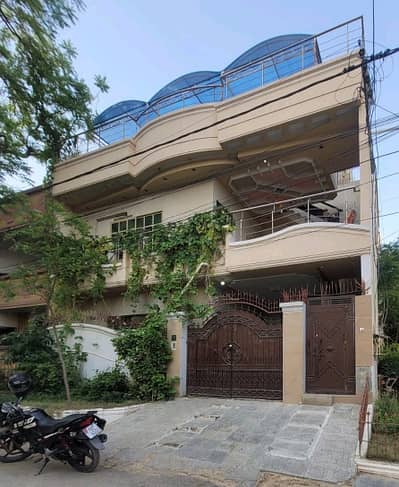 Perfect Prime Location 240 Square Yards House In Gulistan-e-Jauhar - Block 15 For sale